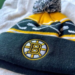 🛑SOLD🛑NHL Kids Bruins Hat, NWT